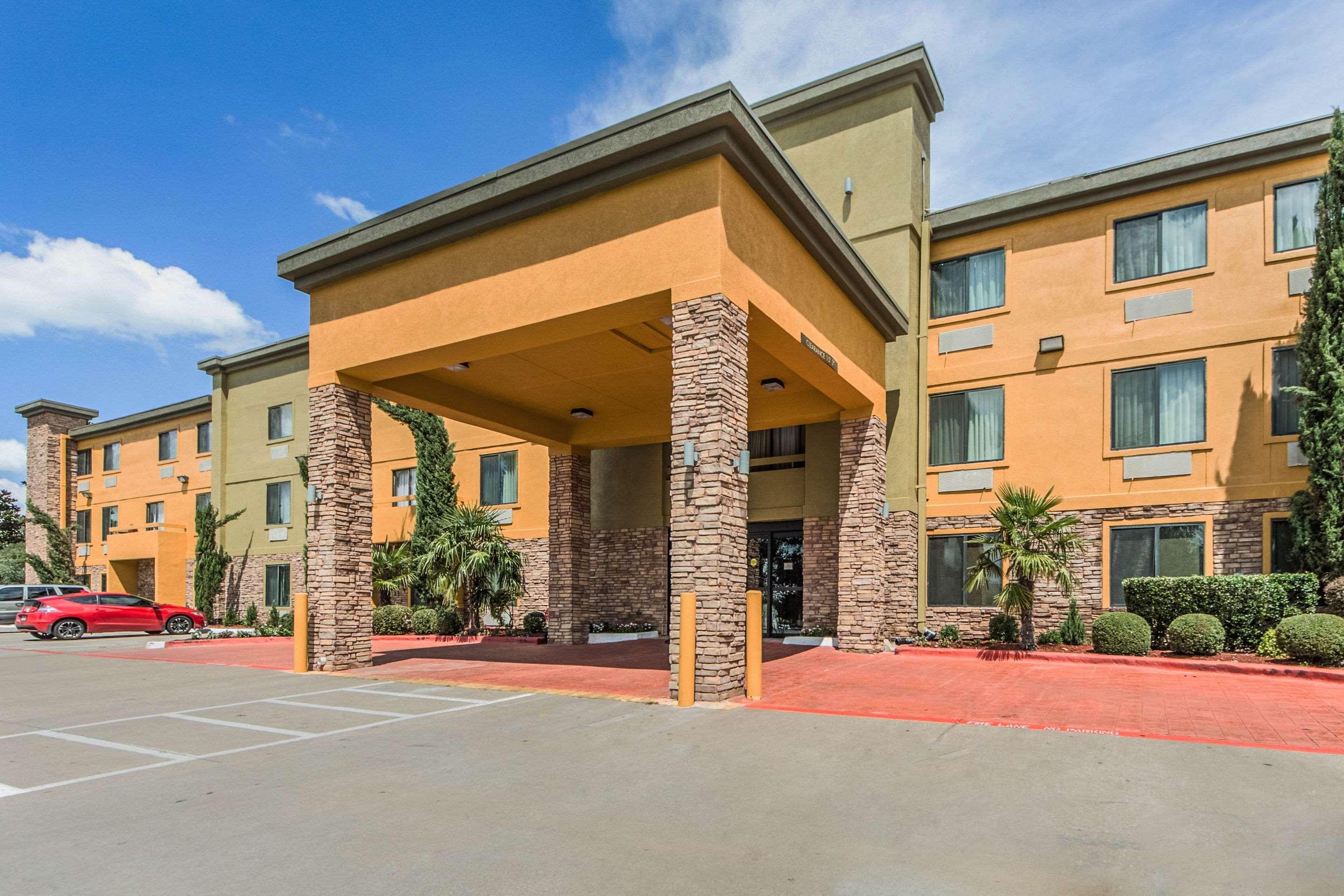 Comfort Inn Dallas Park Central Εξωτερικό φωτογραφία